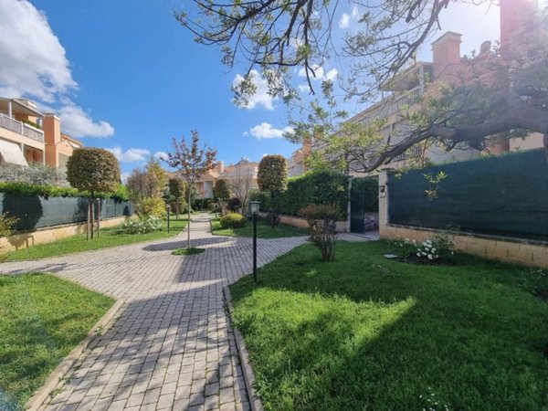appartamento in vendita a Roma in zona Collatino