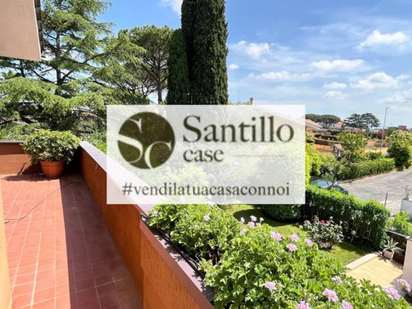 casa indipendente in vendita a Roma in zona Massimina/Casal Lumbroso