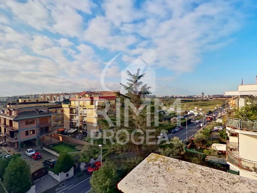 appartamento in vendita a Roma in zona Torre Maura