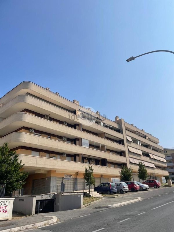 appartamento in vendita a Roma in zona Ponte di Nona