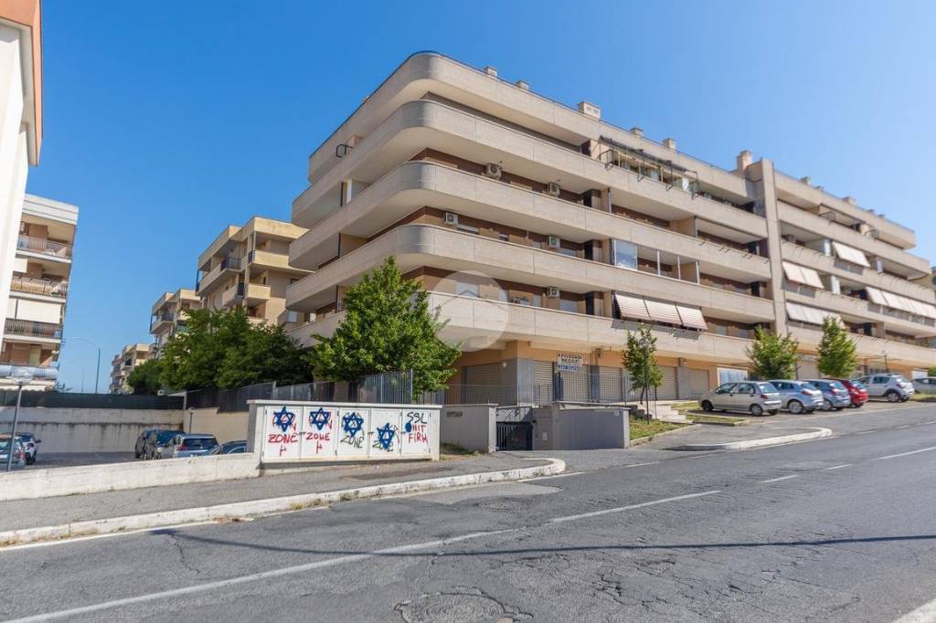 appartamento in vendita a Roma in zona Ponte Mammolo
