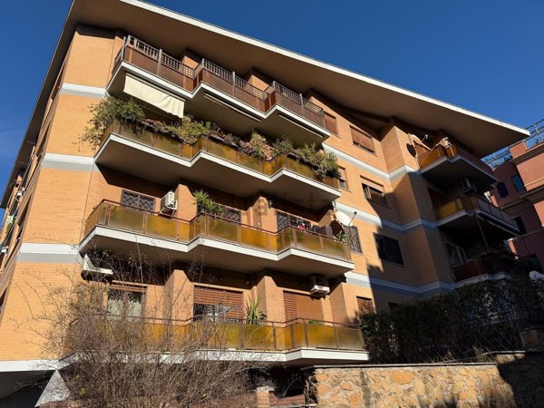 appartamento in vendita a Roma in zona Aurelio