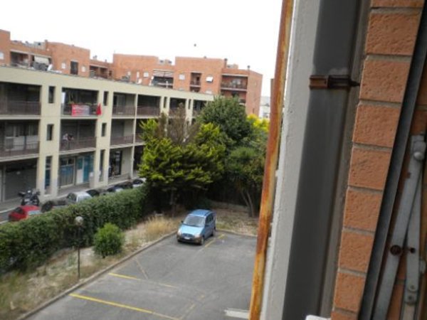 appartamento in vendita a Roma in zona Ostiense