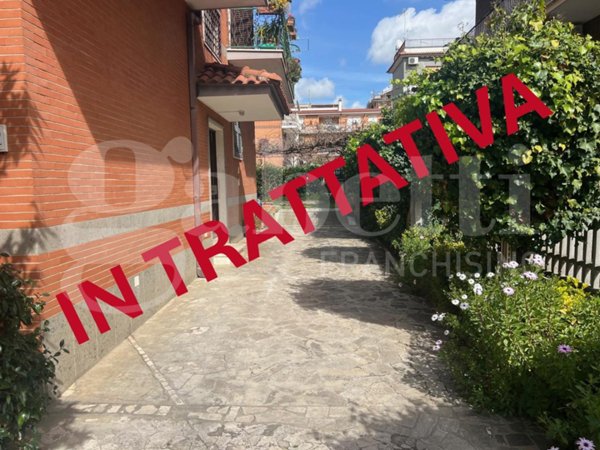 appartamento in vendita a Roma in zona Ottavia