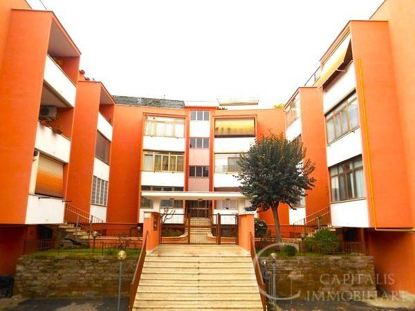 appartamento in vendita a Roma in zona Aurelio