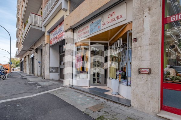 locale commerciale in vendita a Roma in zona Trionfale
