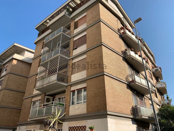 appartamento in vendita a Roma in zona Nomentano