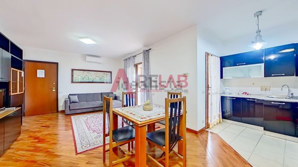 appartamento in vendita a Roma in zona Acilia