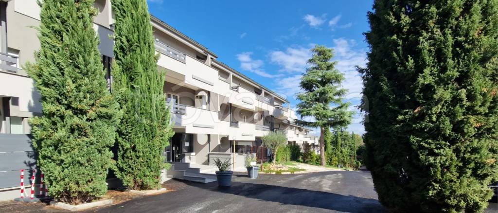 appartamento in vendita a Roma in zona Massimina/Casal Lumbroso