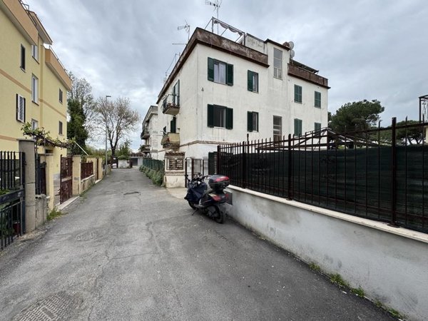 appartamento in vendita a Roma in zona Portuense