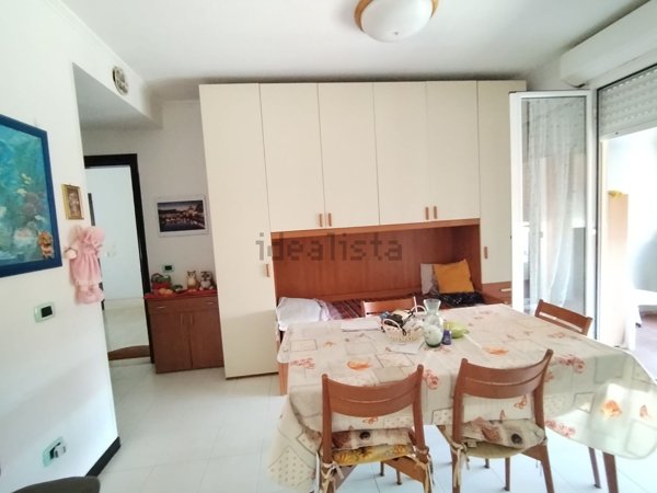 appartamento in vendita a Roma in zona Ostia