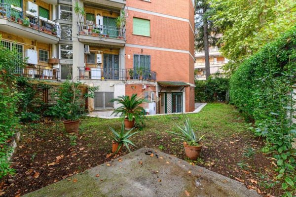appartamento in vendita a Roma in zona Aurelio