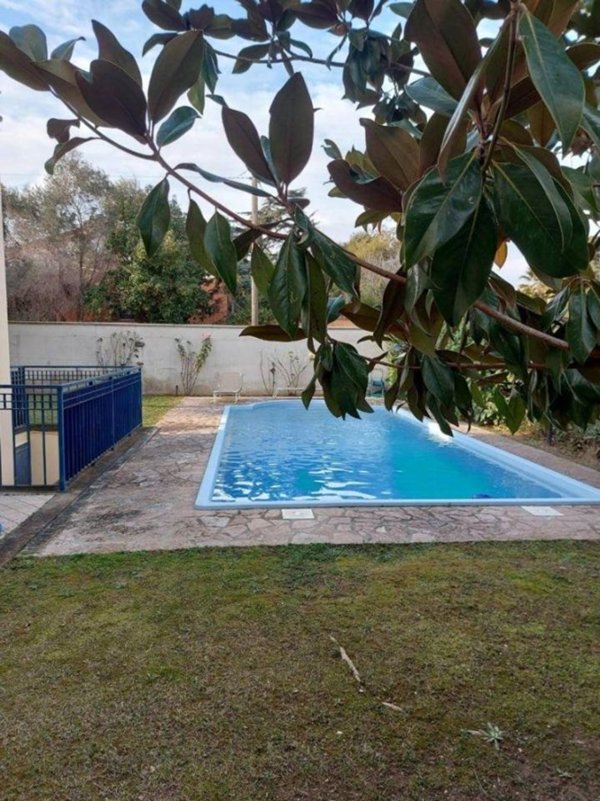 casa indipendente in vendita a Roma in zona Infernetto