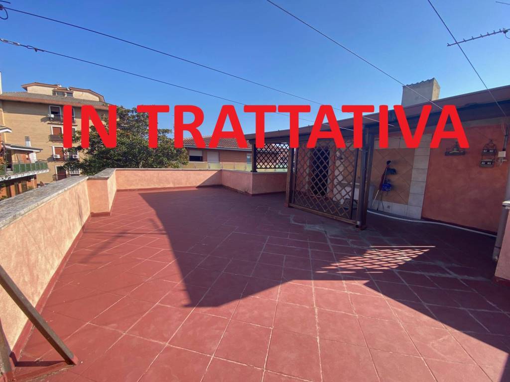 appartamento in vendita a Roma in zona Casal Morena