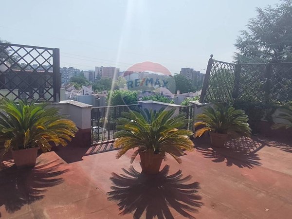 casa indipendente in vendita a Roma in zona Collatino