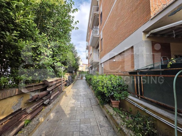 appartamento in vendita a Roma in zona Gianicolense