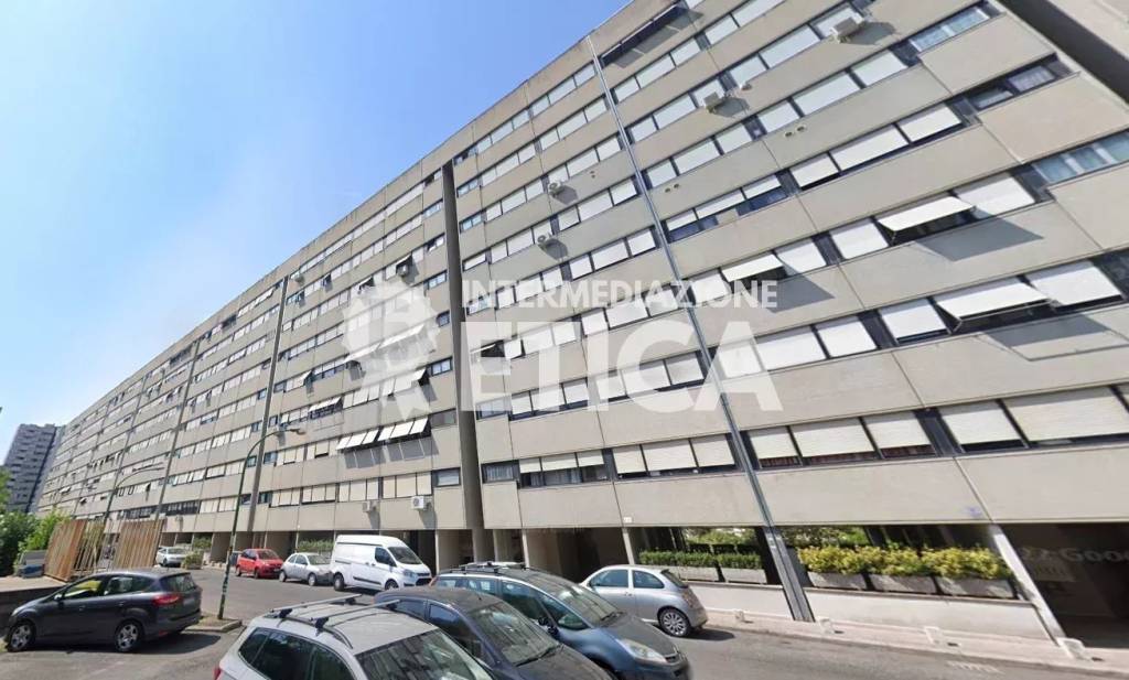 appartamento in vendita a Roma in zona Ostiense
