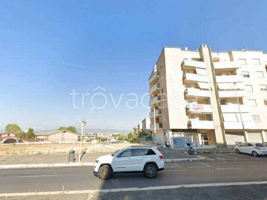 appartamento in vendita a Roma in zona Ponte di Nona