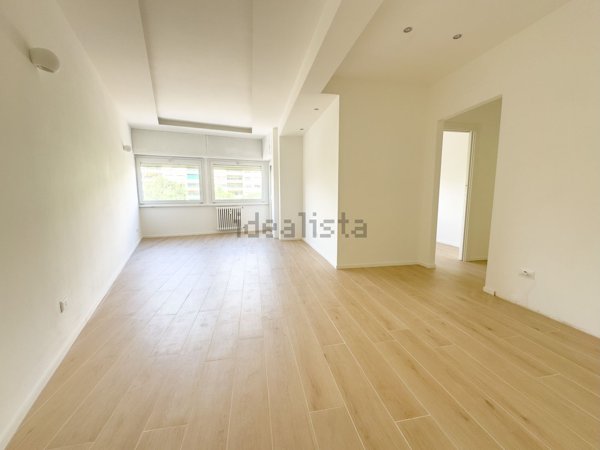 appartamento in vendita a Roma in zona Ostiense