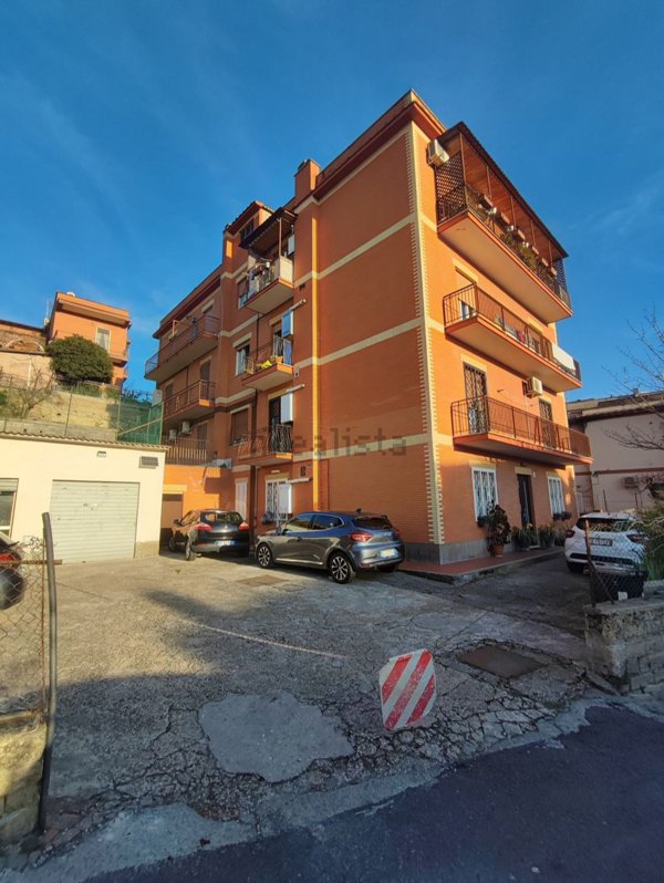 appartamento in vendita a Roma in zona Prima Porta