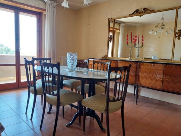 appartamento in vendita a Roma in zona Dragoncello