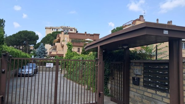 appartamento in vendita a Roma in zona Torre Gaia