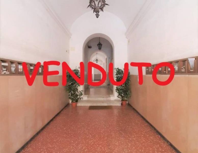 appartamento in vendita a Roma in zona Esquilino