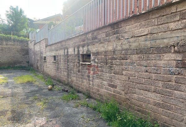 appartamento in vendita a Roma in zona Finocchio