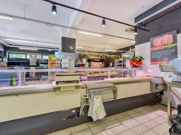 negozio in vendita a Roma in zona Pietralata