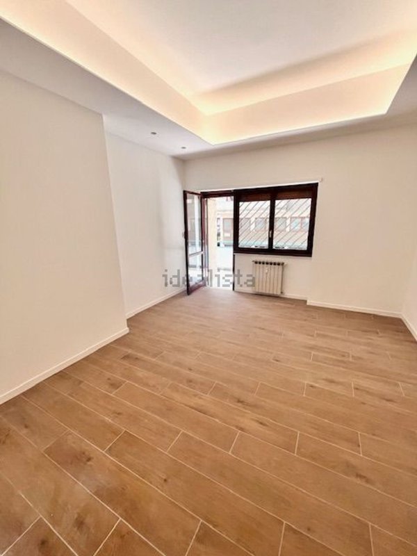 appartamento in vendita a Roma in zona Ostiense