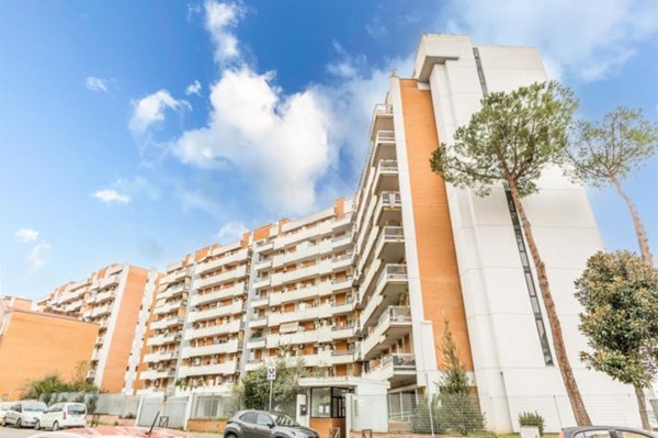 appartamento in vendita a Roma in zona Tor di Quinto
