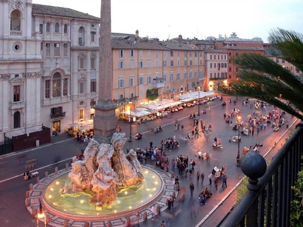 negozio in vendita a Roma in zona Parione/Sant'Eustachio