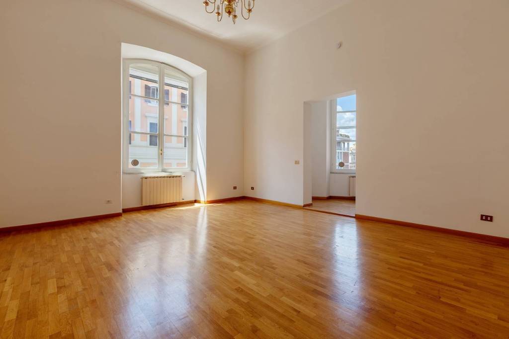 appartamento in vendita a Roma in zona Ludovisi/Sallustiano
