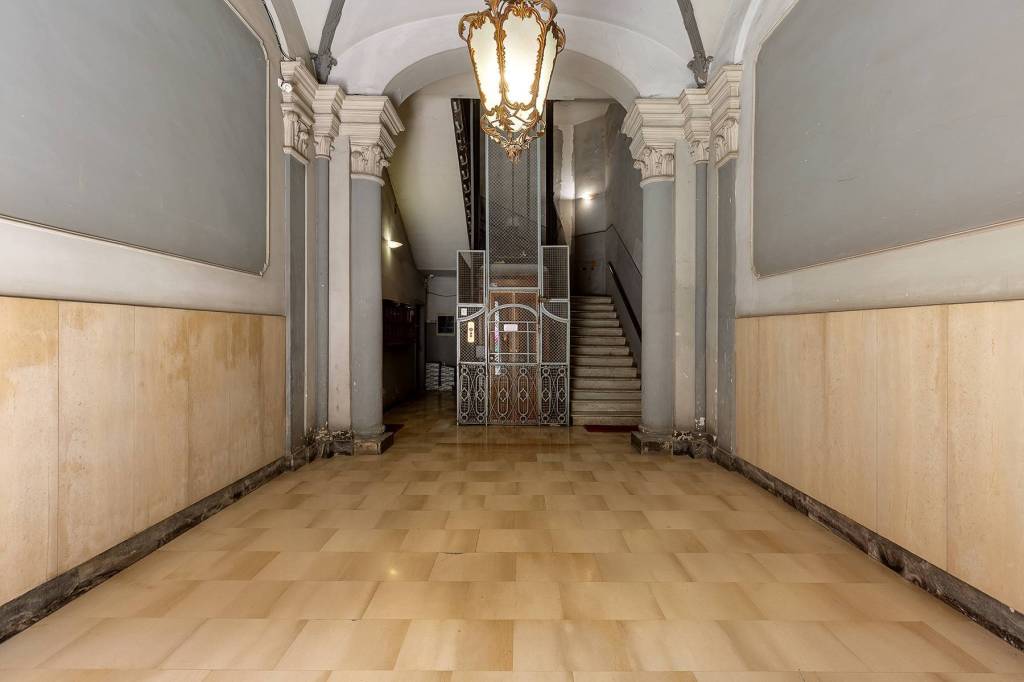 appartamento in vendita a Roma in zona Ludovisi/Sallustiano