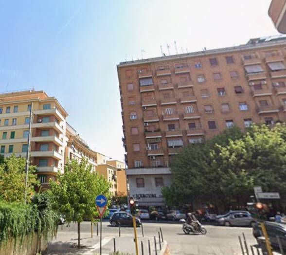 appartamento in vendita a Roma in zona Nomentano