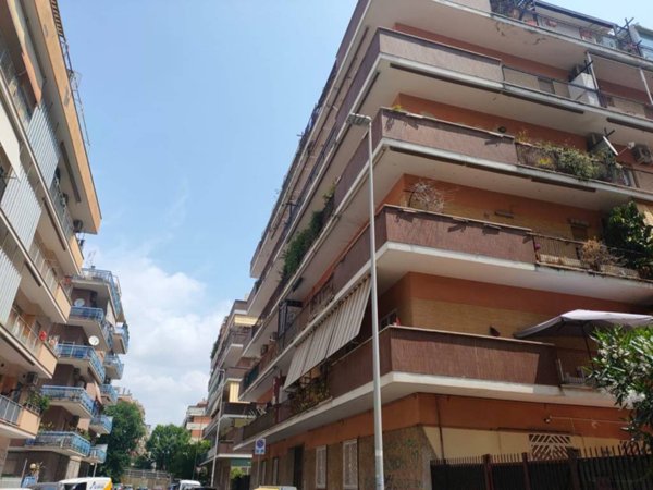 appartamento in vendita a Roma in zona Ostia