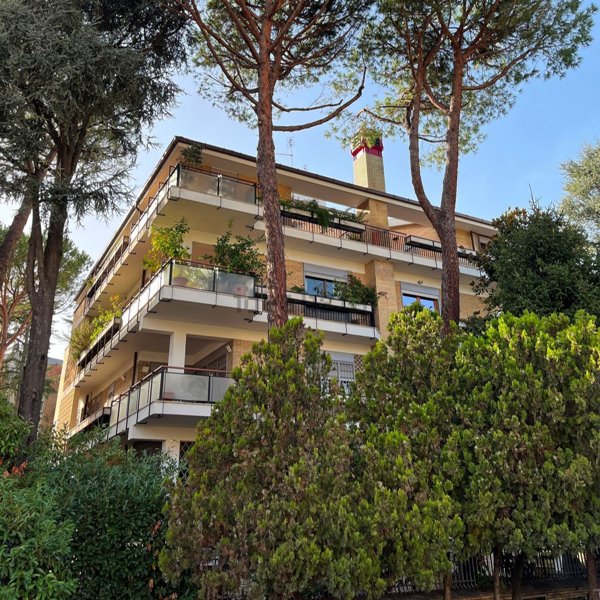 appartamento in vendita a Roma in zona Della Vittoria