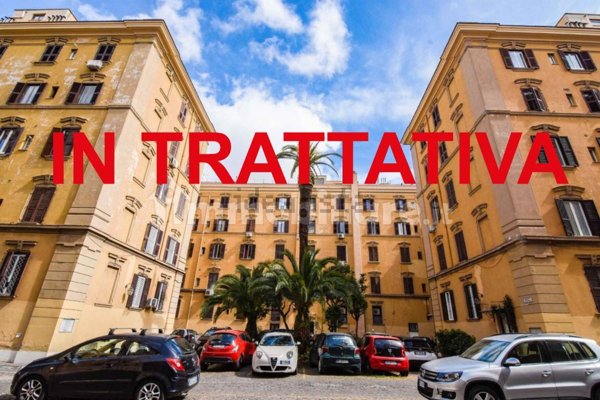 appartamento in vendita a Roma in zona Esquilino