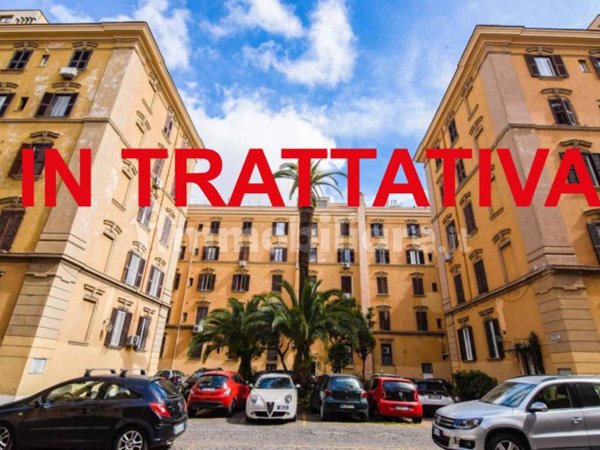 appartamento in vendita a Roma in zona Esquilino