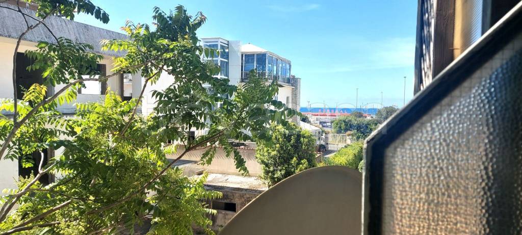 appartamento in vendita a Roma in zona Lido di Castel Fusano