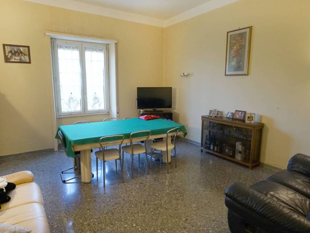 appartamento in vendita a Roma in zona Ostiense