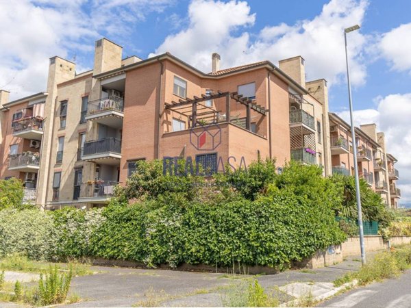 appartamento in vendita a Roma in zona Tor Vergata/Torrenova