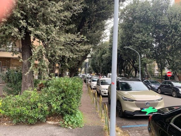 appartamento in vendita a Roma in zona EUR