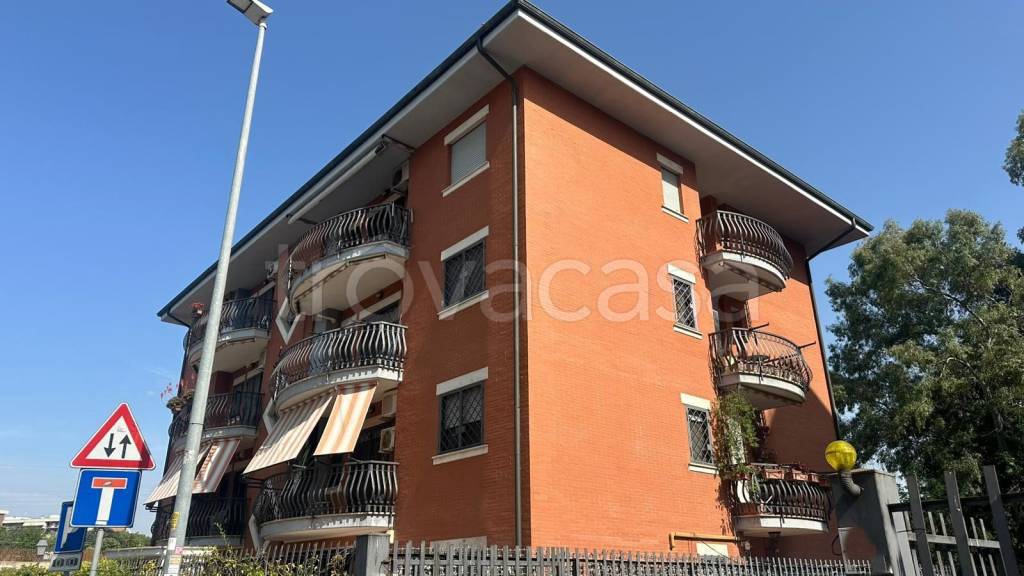appartamento in vendita a Roma in zona Alessandrino