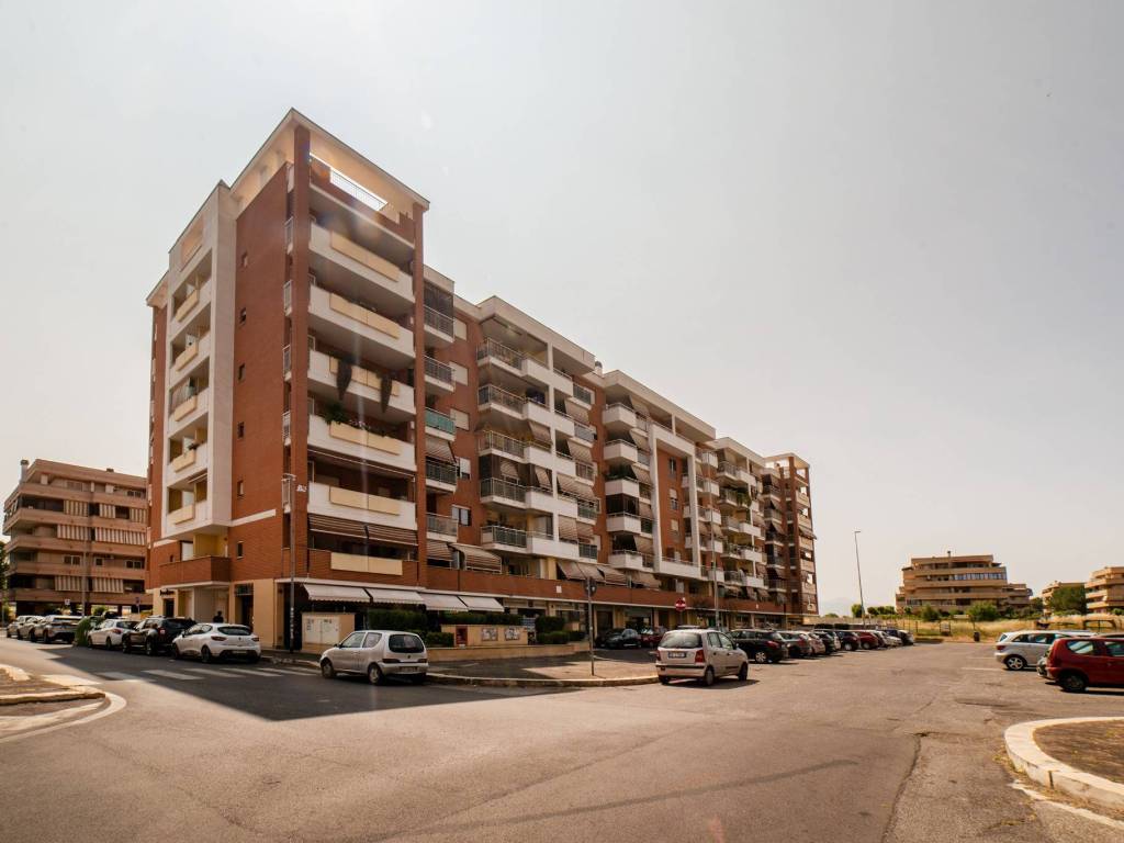 appartamento in vendita a Roma in zona Ponte di Nona