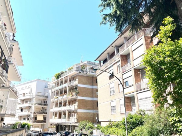 appartamento in vendita a Roma in zona Aurelio