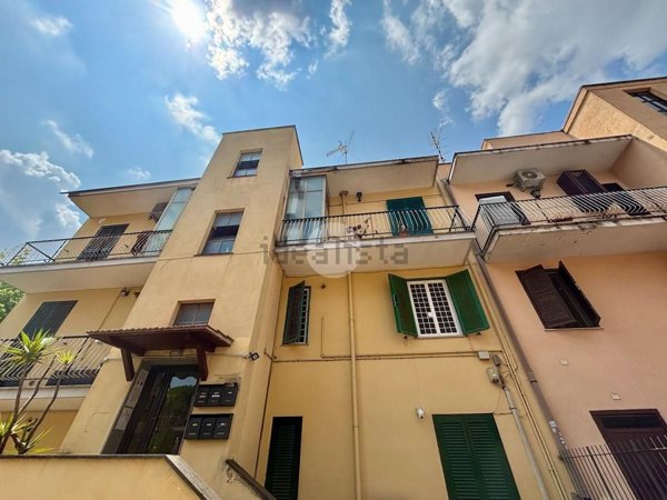 appartamento in vendita a Roma in zona Corviale
