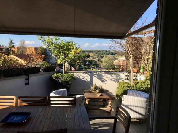 appartamento in vendita a Roma in zona Gianicolense