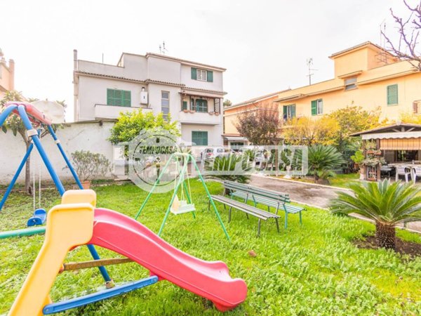 appartamento in vendita a Roma in zona Romanina