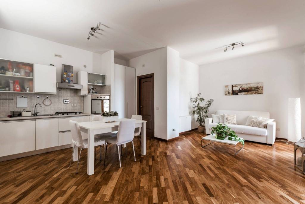 appartamento in vendita a Roma in zona Acilia